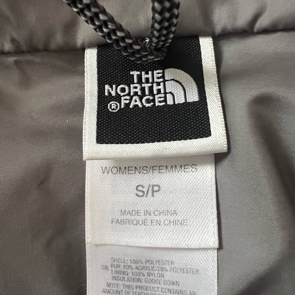 The North Face Gotham 550 Down Bomber Jacket - Black - Size S - Picture 2 of 7